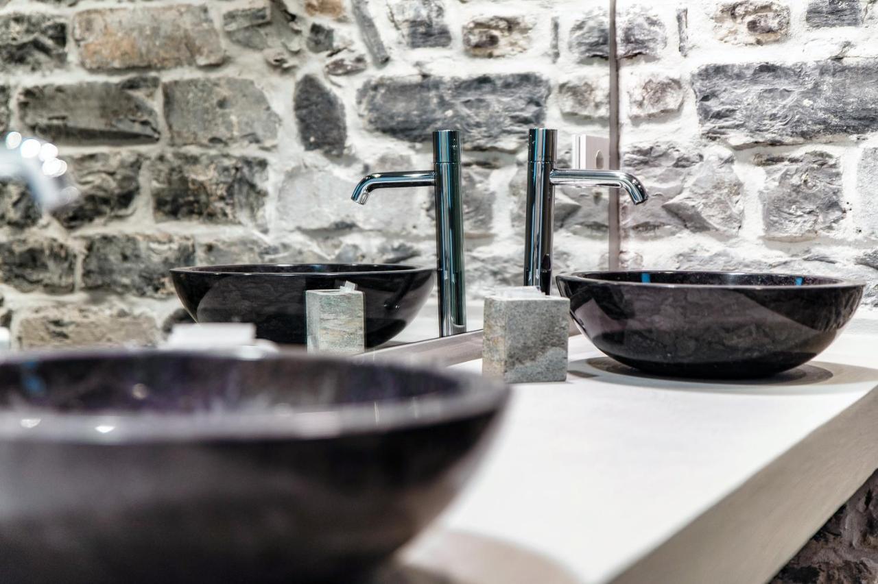 Suite Lo Storico - The House Of Travelers Como Bagian luar foto