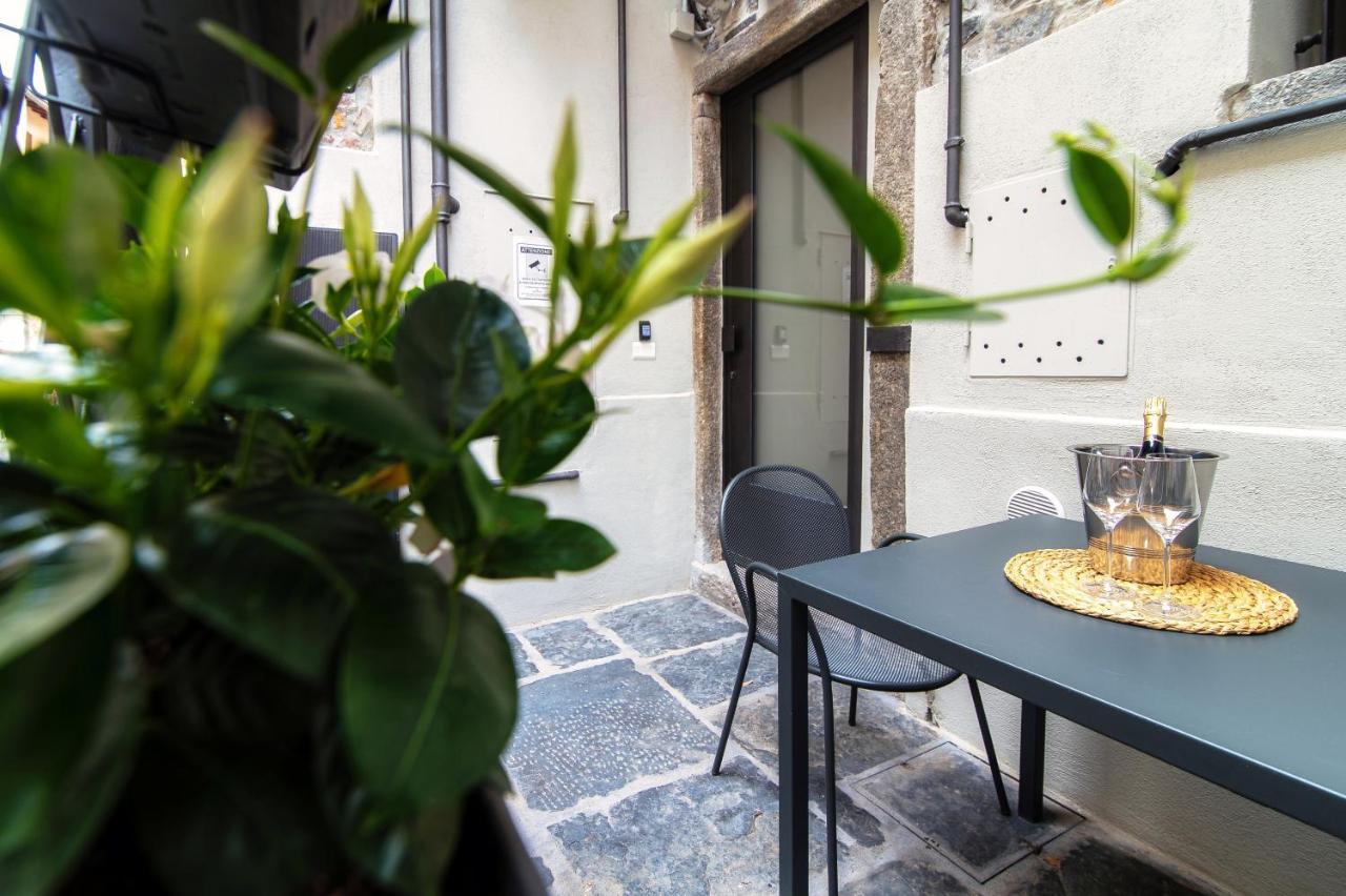 Suite Lo Storico - The House Of Travelers Como Bagian luar foto